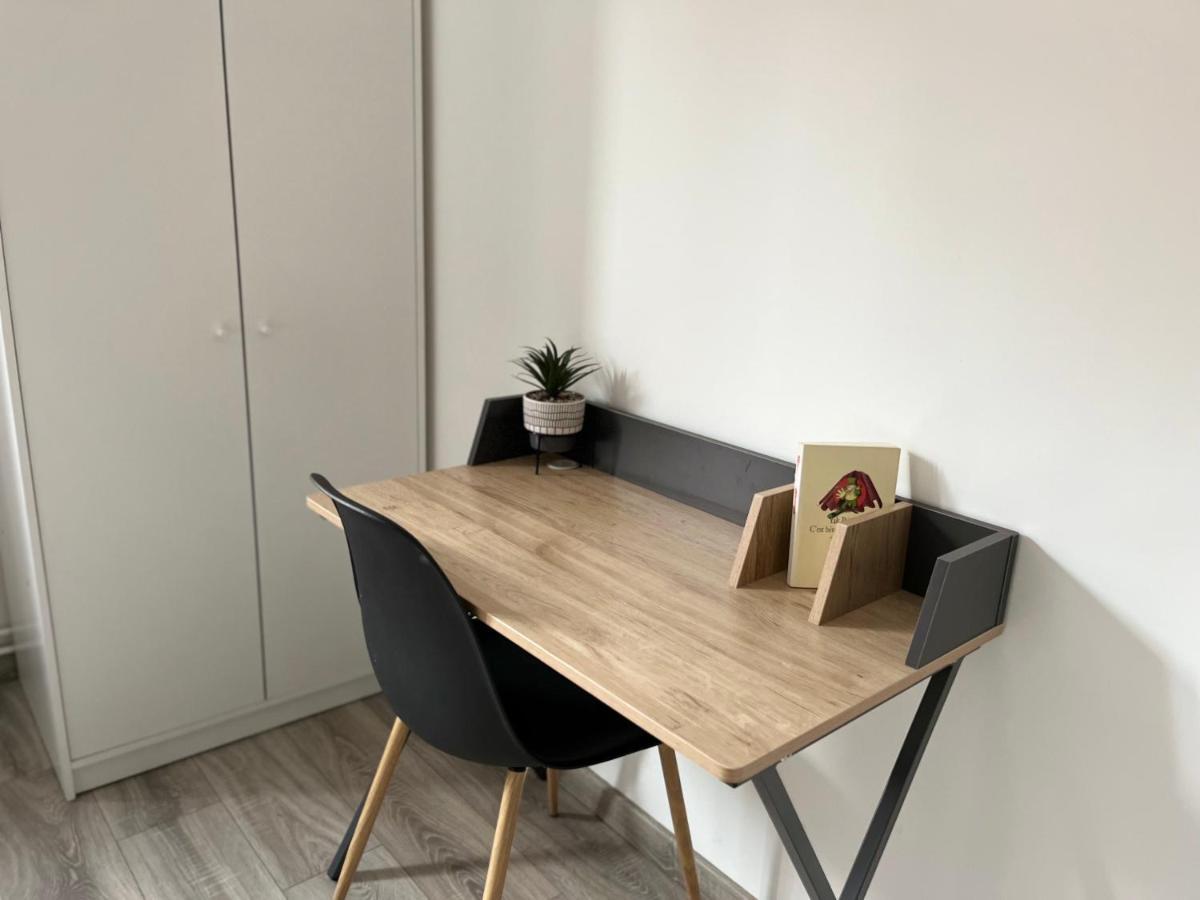 אמיינס Maison La Licorne, Spacieuse, Tout Equipee, 5 Chambres מראה חיצוני תמונה